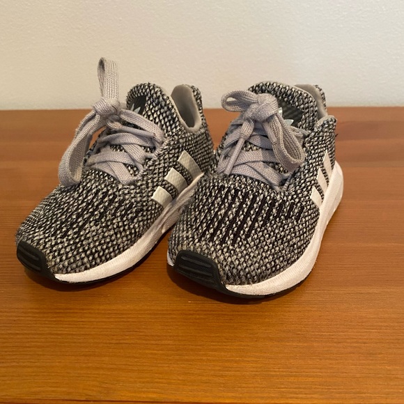 Adidas Swift Run 5K - Picture 3 of 10